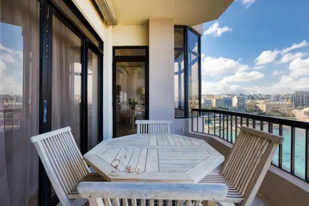 Wonderful In The Heart Of * Sliema